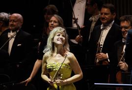Anne-Sophie Mutter und das Royal Philharmonic Orchestra: Ein Abend der Filmmusik-Legenden in der „Royal Albert Hall des Nordens“