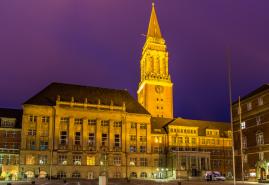 OB-Wahl Kiel 2025: So läuft der Wahltag und die Party danach