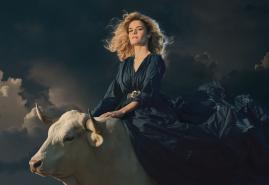 Hazel Brugger live in Kiel: Letzte Tickets sichern!