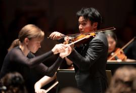 Ray Chen, Katharina Wincor und das Schleswig-Holstein Festival Orchestra im Konzerthaus am Schloss