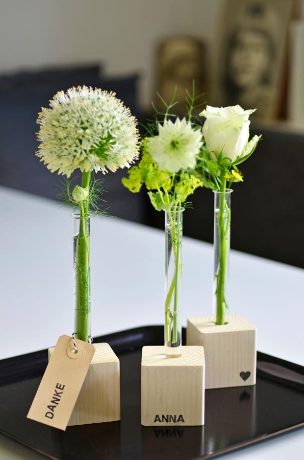 DIY: Reagenzglas-Vasen selber basteln