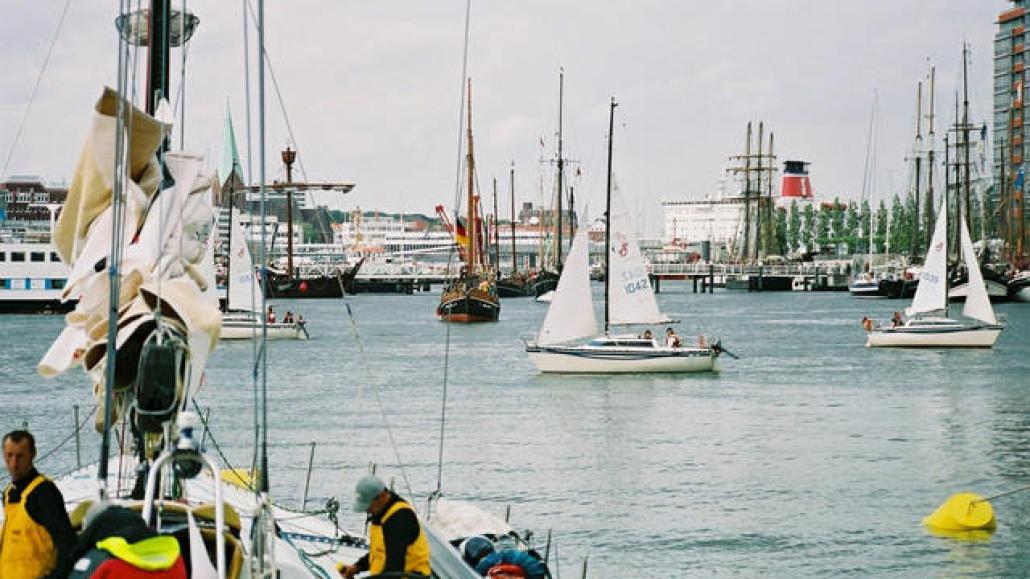 Viele Polizeieinsätze bei Eröffnung der Kieler Woche