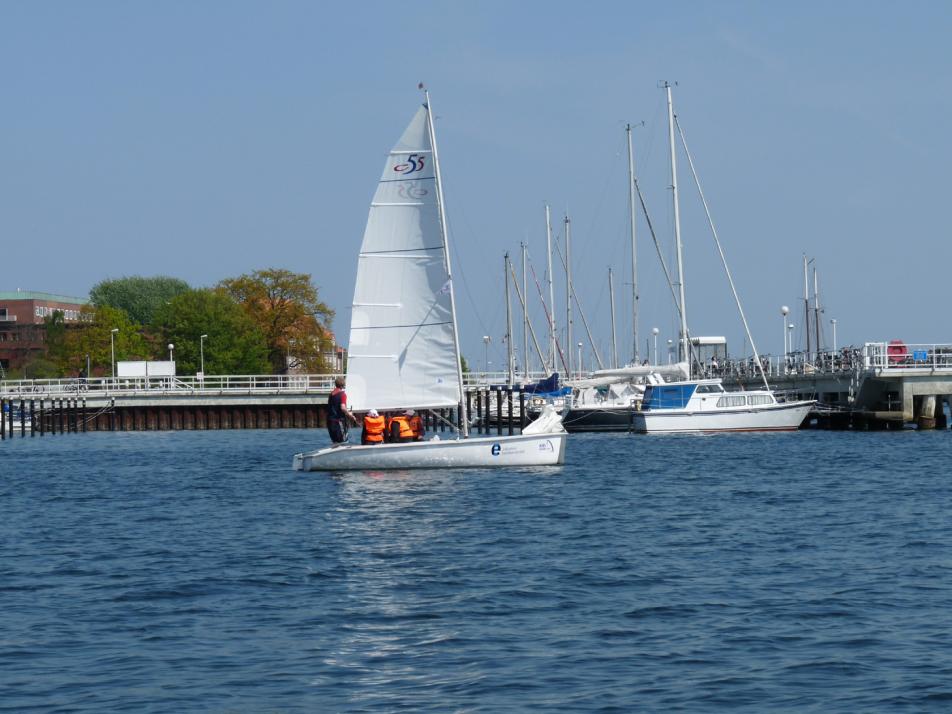 Mit vollen Segeln auf Entdeckungsfahrt