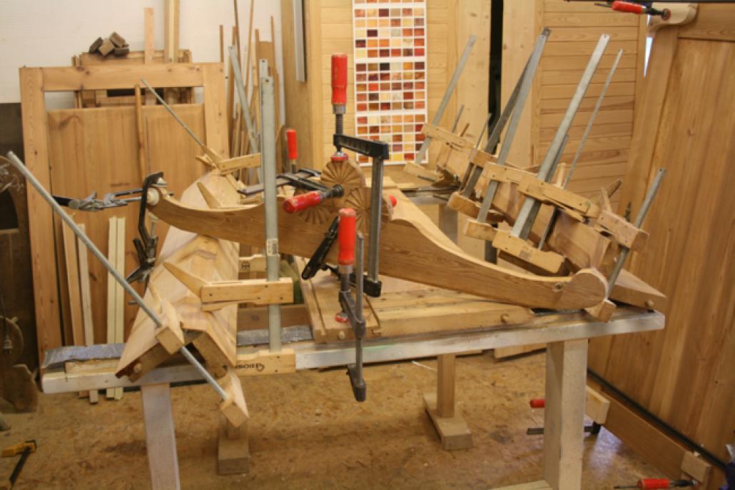 Restauration von antiken Möbeln