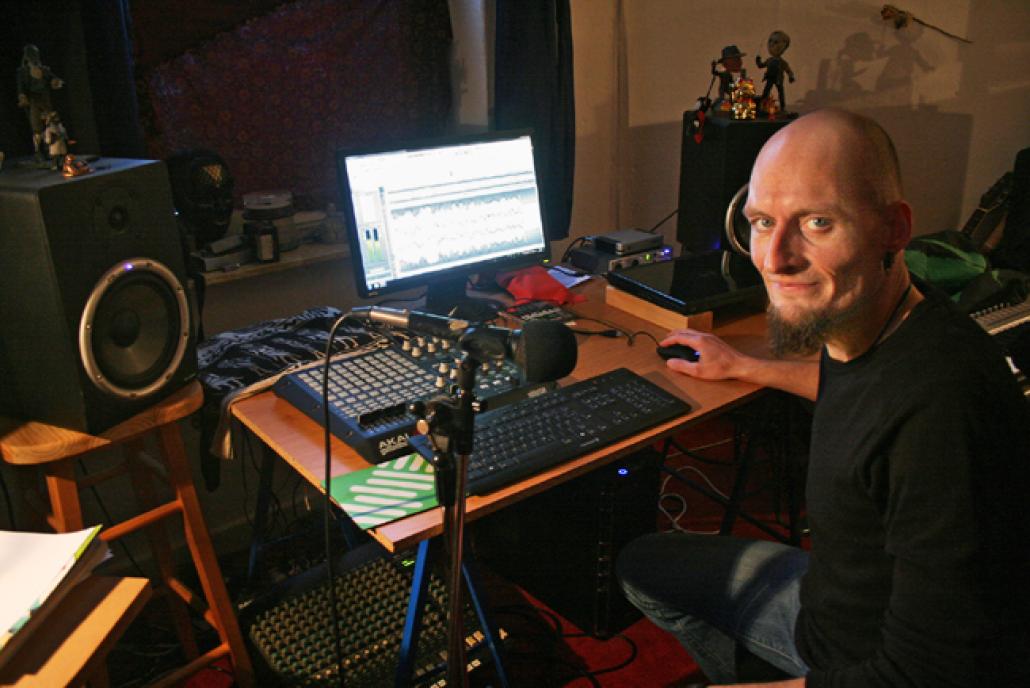 André Funkhauser pflegt das Redaktionssystem für Radio Gaarden