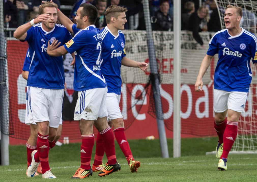 Holstein Kiel mit Kantersieg