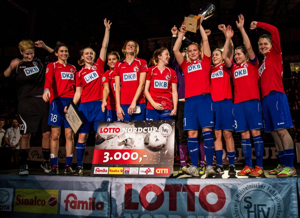 Potsdamer Mädels holen den Pokal