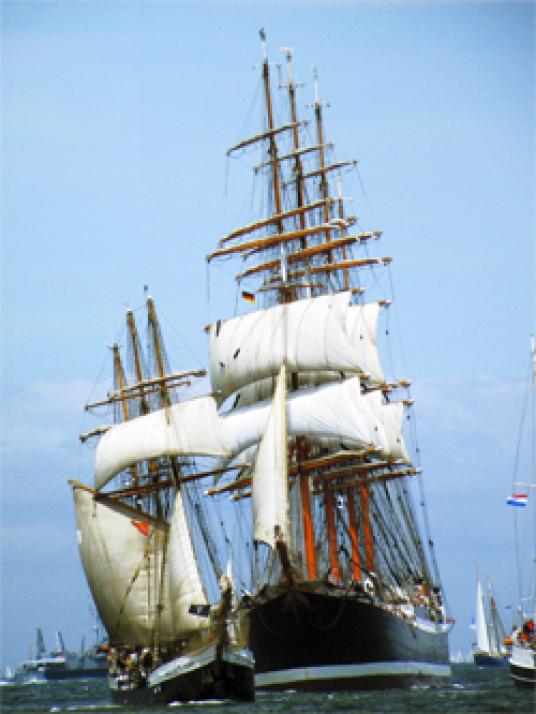 Maritimer Höhepunkt: Windjammerparade