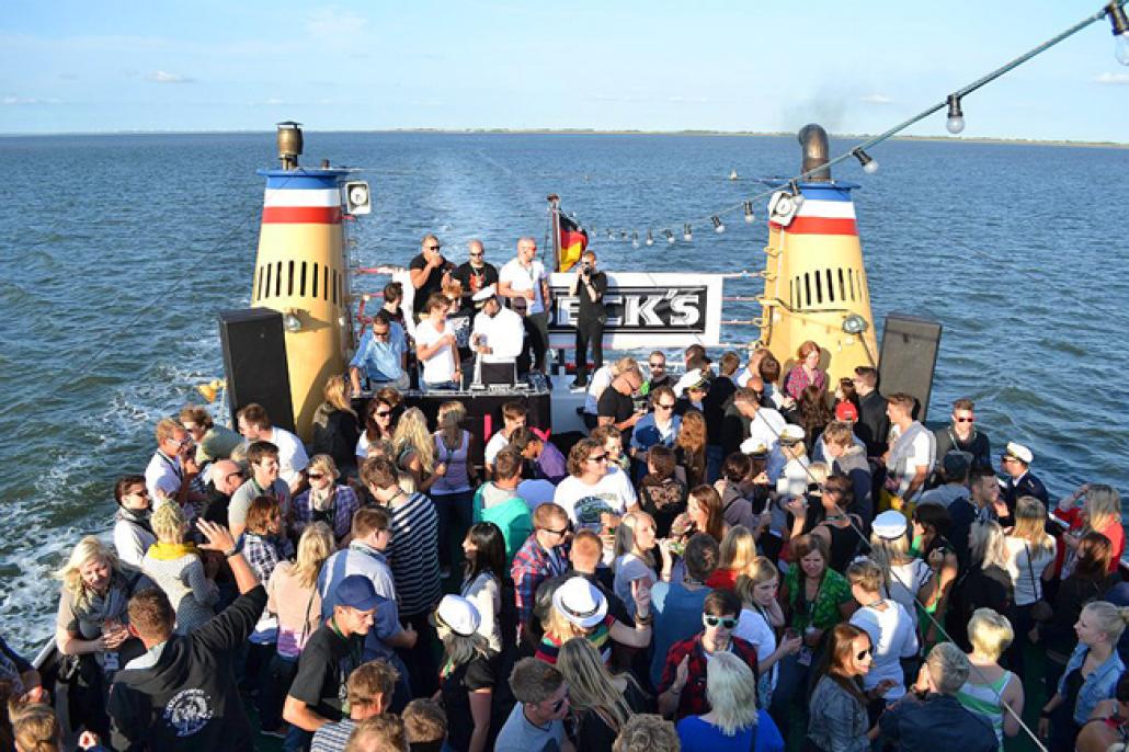 Das Houseboat nimmt Kurs auf die Ostsee