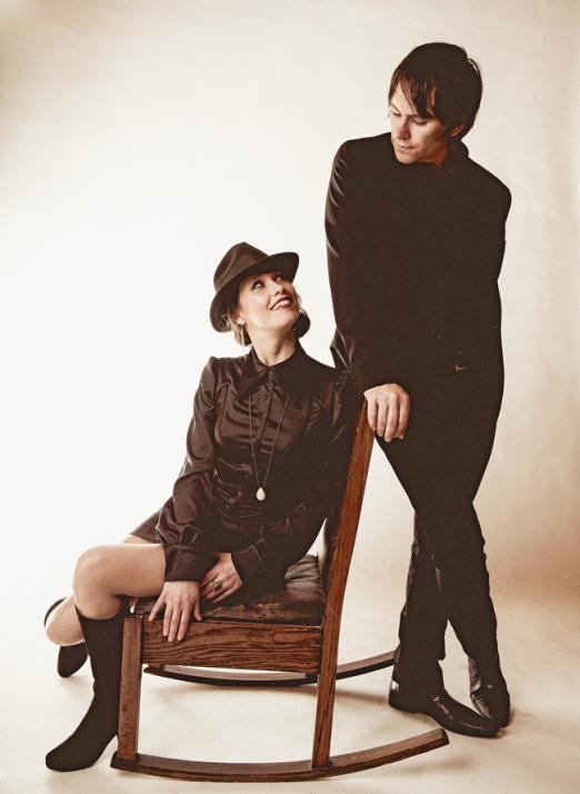 Sarah Lee Guthrie &amp; Johnny Irion