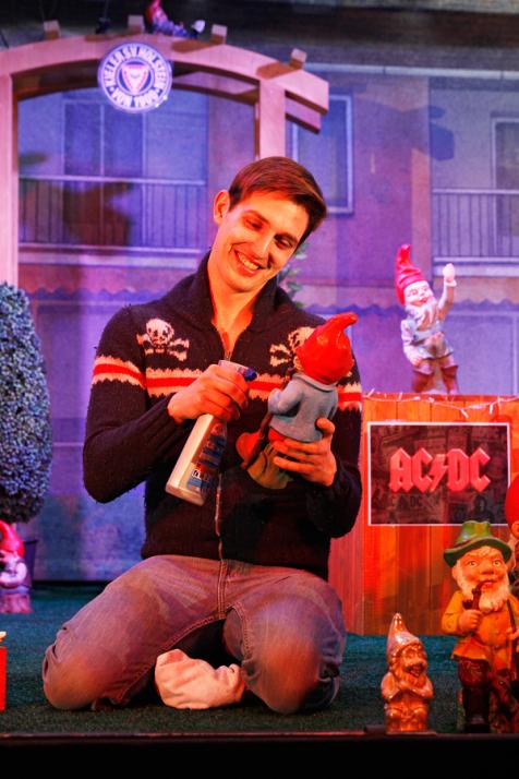 Thore tut’s … Theater op platt
