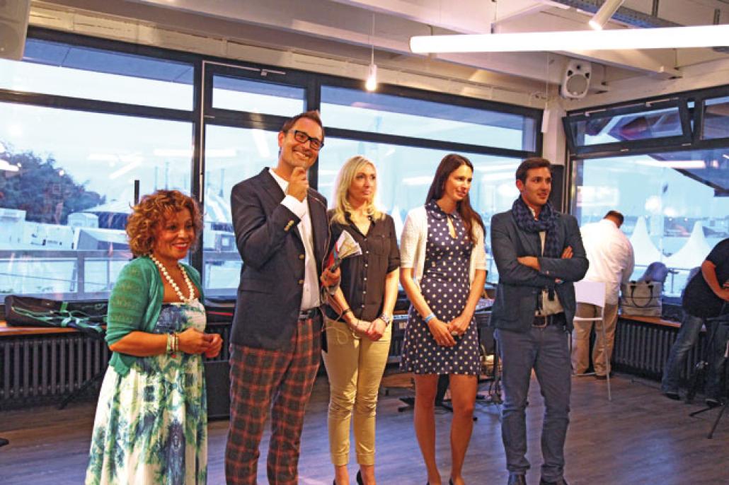 Beim Finale: Fashionscout Nilüfer Olesch, Top-Stylist Björn Donner, Stylistin Nicole Albrecht , Kerstin Klostermann und Thore Albertsen vom KIELerLEBEN-Team (v. li.)