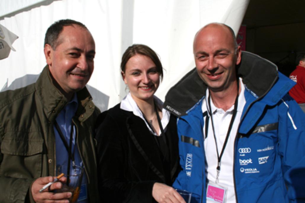 Marco Steinberg und Katharina Burk vom Atlantic Hotel mit Björn Schubéus