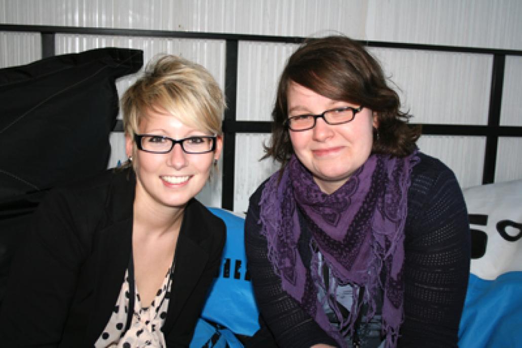 Annalena Kinder und Hanna Kirstein von falkemedia