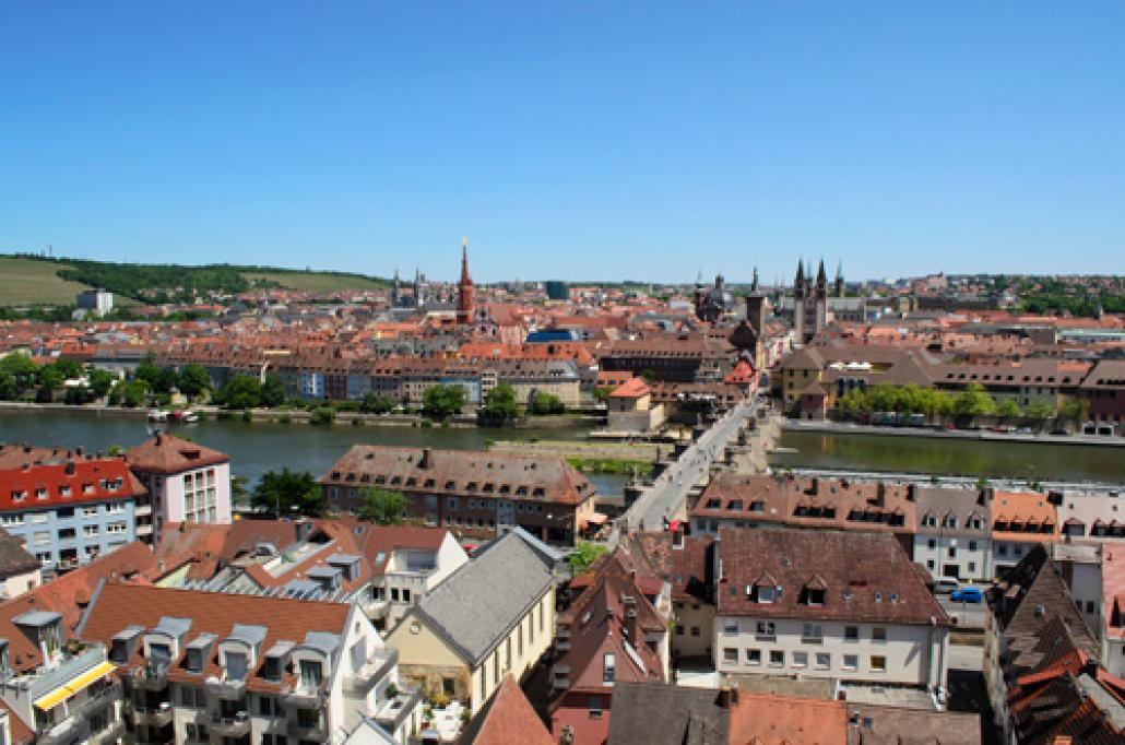 Kirchtürme, der Main und Altstadtflair – Würzburg ist immer eine Reise wert