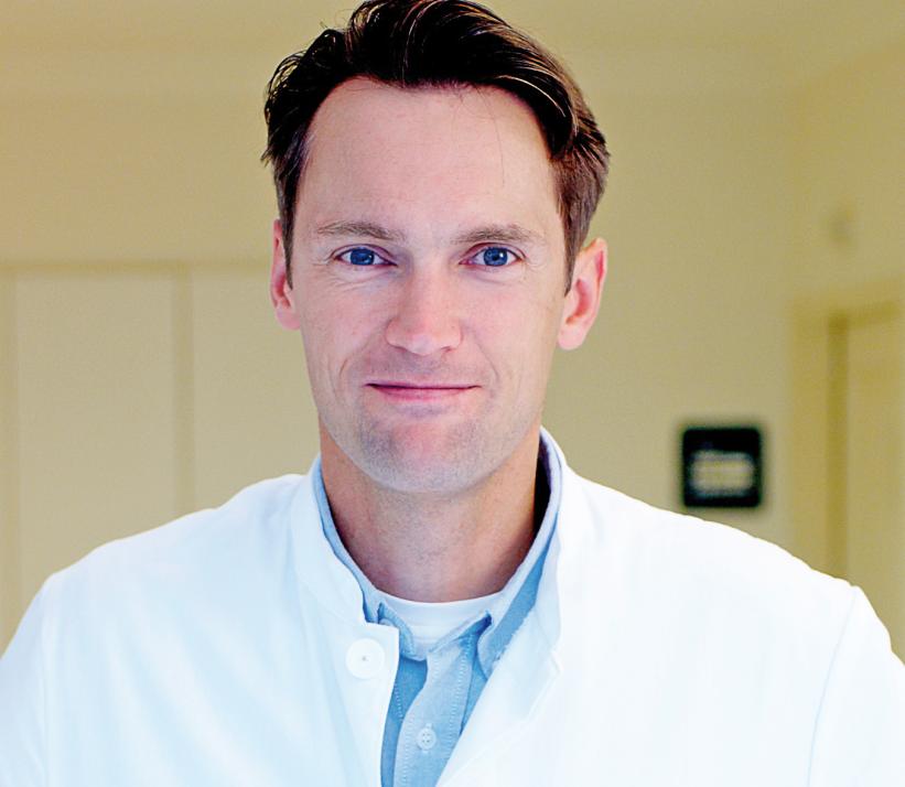 Dr. med. Detlef Holland, erfahrener Operateur in der nordBLICK Augenklink Bellevue