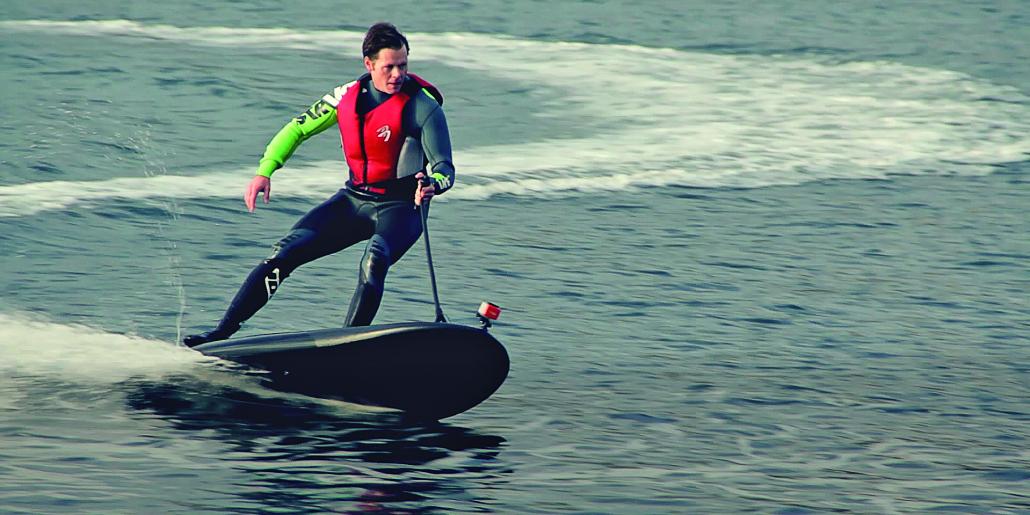 Auf den Jet-Surfboards von Lampuga sind Spitzengeschwindigkeiten von bis zu 54 km/h möglich