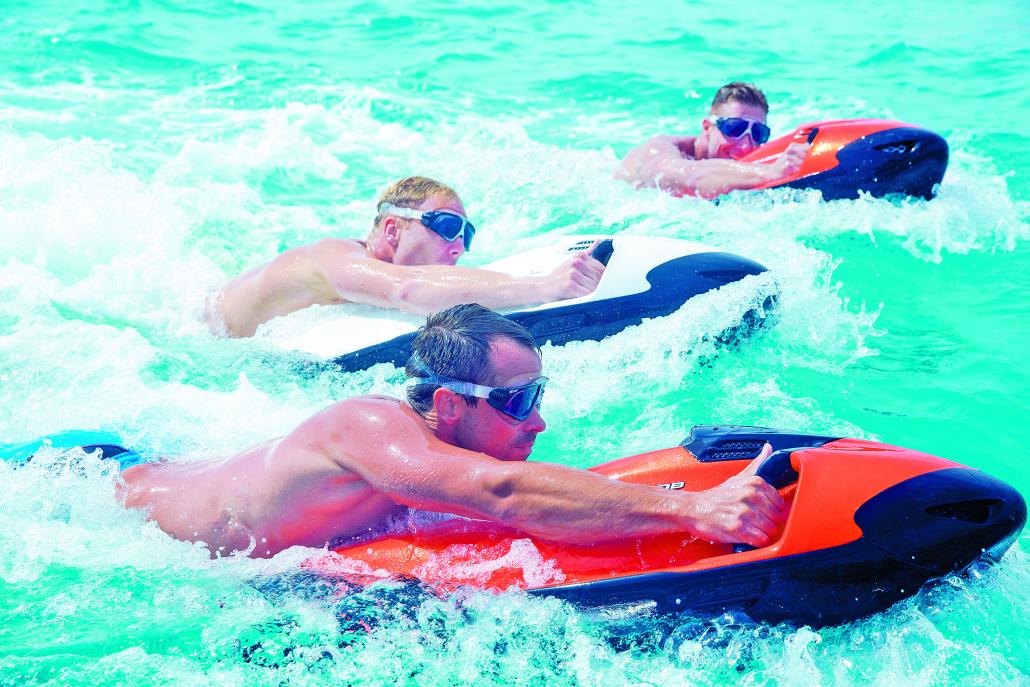 Auf den Wasserschlitten von Seabob werden sich die Besucher des FREE-Funparks wie James Bond fühlen