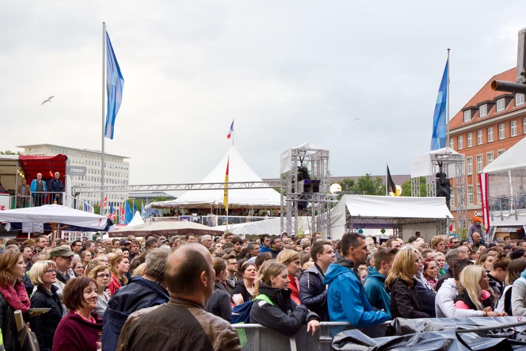 Laing über Fischbrötchen und den ESC + Konzertfotos