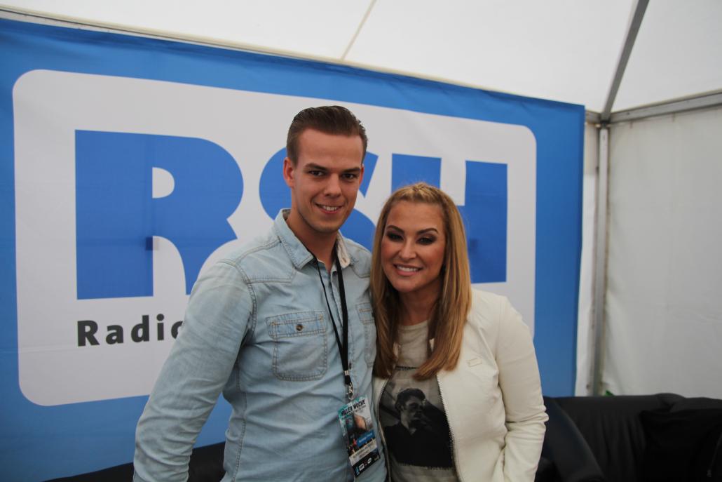 Jan Lohmann von KIELerLEBEN traf Superstar Anastacia vor ihrem Auftritt auf der R.SH-Bühne an der Hörn.
