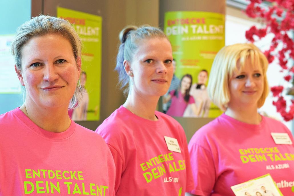 Christina Hajduk, Jasmin Hinrichs und Stina-Cora Gysler (v. li.) freuen sich auf junge Eltern, die wie sie Kind und Karriere vereinen möchten