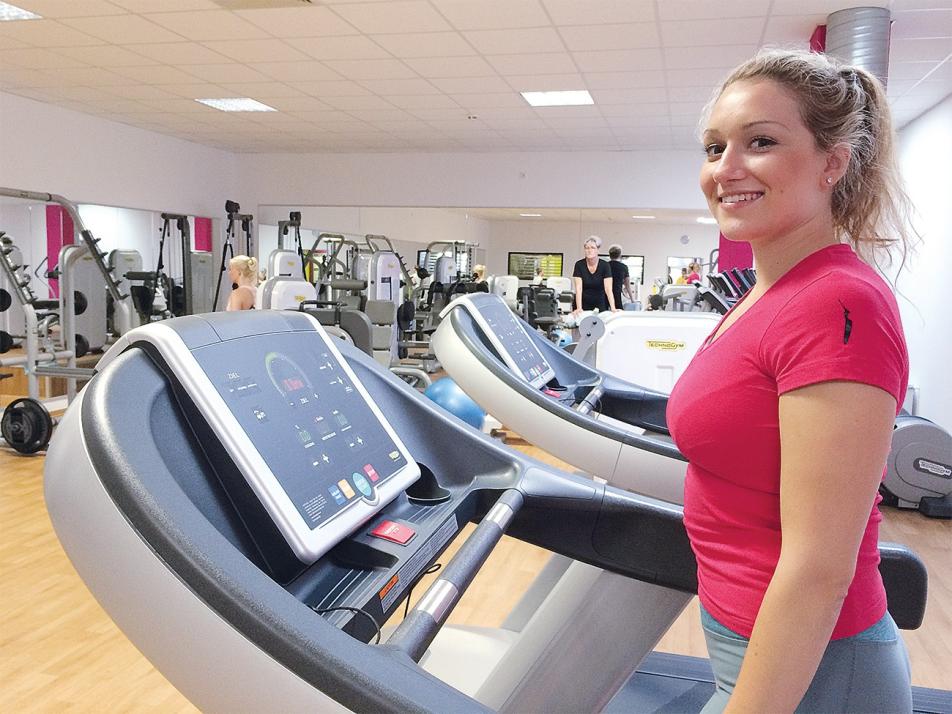 Paulina von Wieding freut sich über den neuen Ladyfitness-Bereich im FITNESSLAND Kiel-Hassee