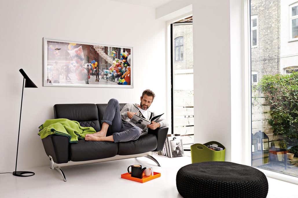 Bei einem Besuch bei Möbel Janz können sich Besucher von der perfekten Kombination aus Design und Komfort der Weltneuheit Stressless® YOU überzeugen