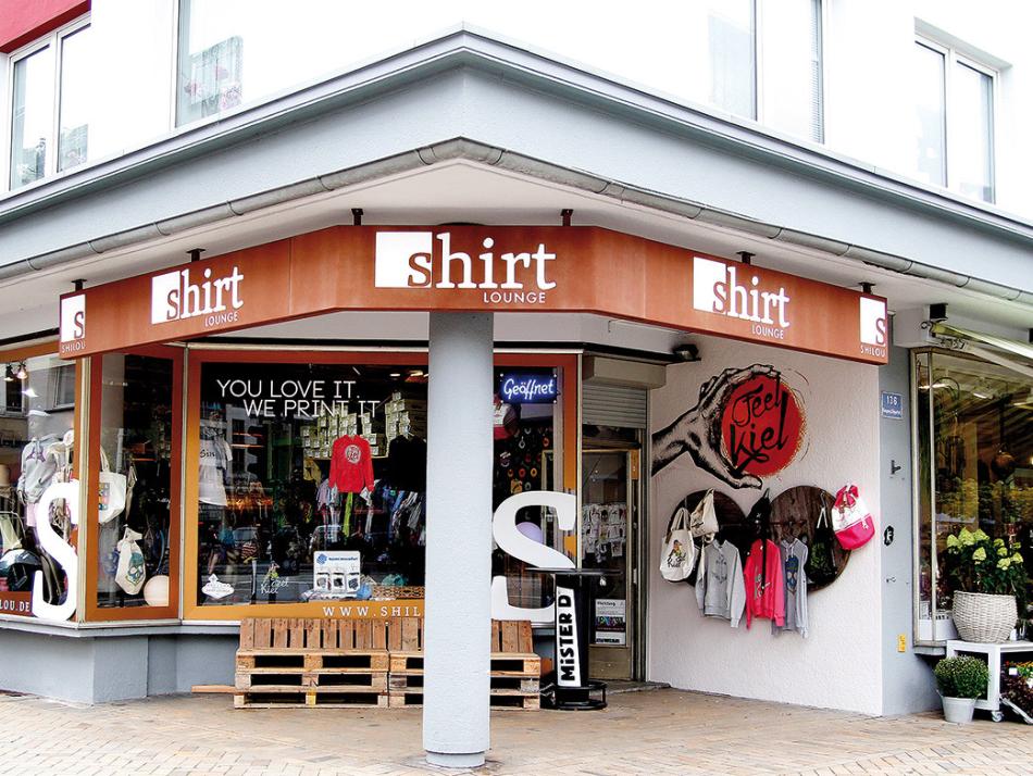 Neu in der Holtenauer Straße 136: die Shirt Lounge