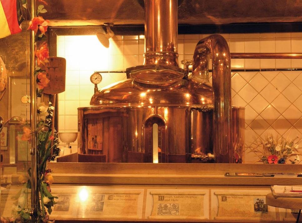 Die Kieler Brauerei lädt zusammen mit dem Kieler Stadtmuseum Warleberger Hof an den Adventssonntagen zur historischen Brauereiführung ein
