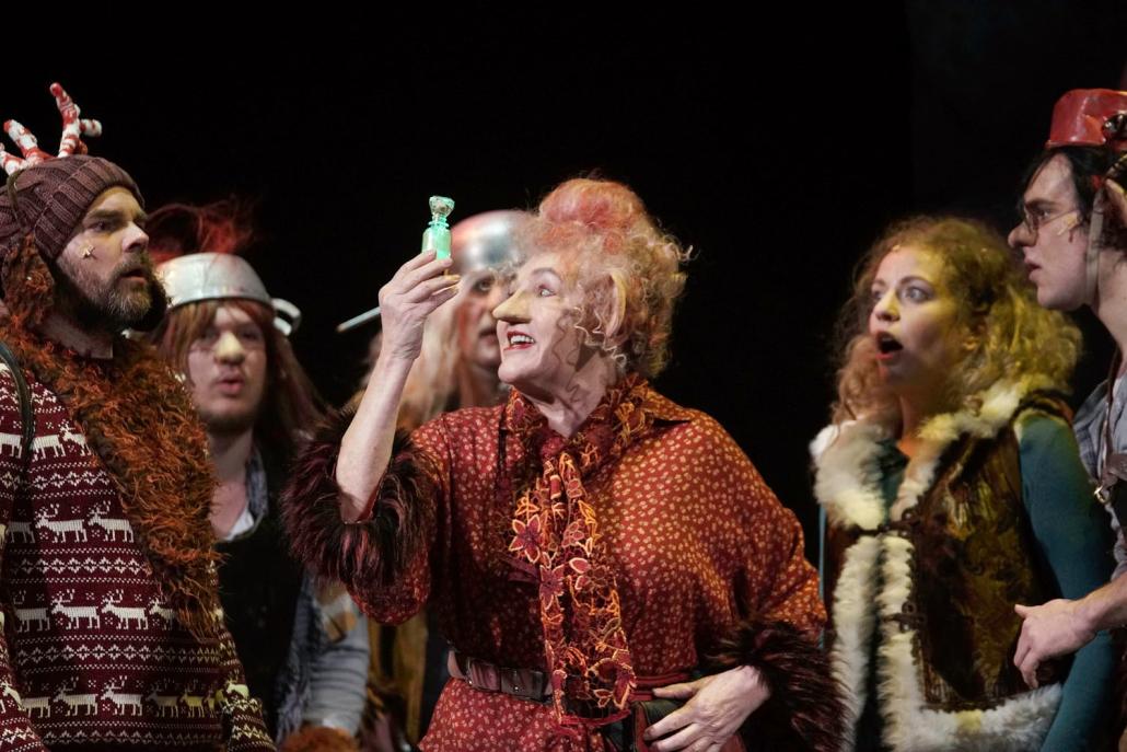 Das Theater Kiel verzaubert mit  „Die Schneekönigin“