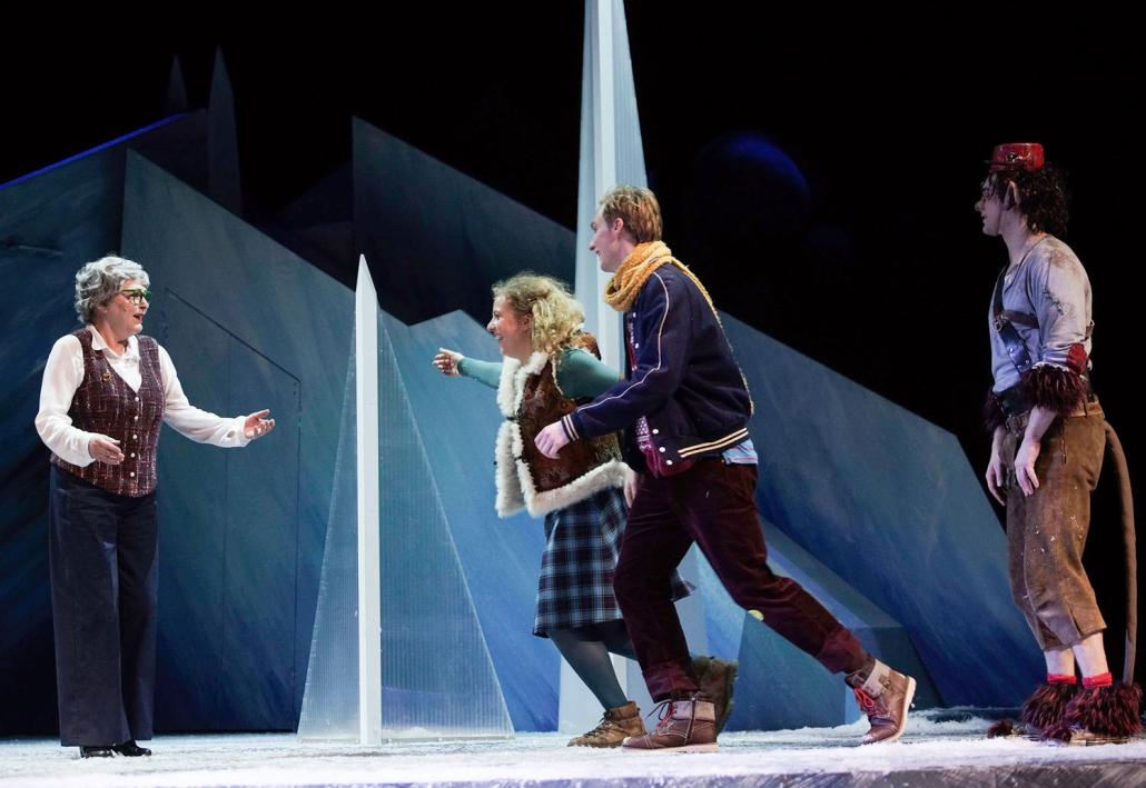 Das Theater Kiel verzaubert mit  „Die Schneekönigin“