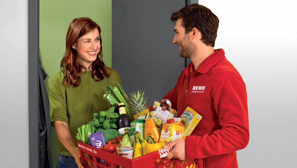 REWE Lieferservice bringt Lebensmittel an Kieler Haustüren