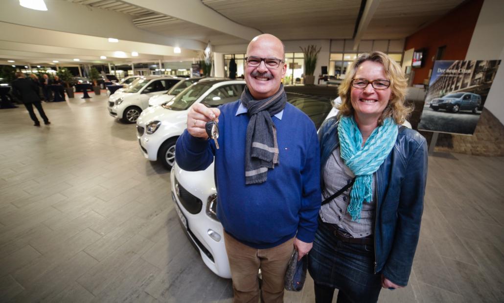 Ulrich und Kerstin Vorbeck aus Heidendorf haben sich für einen smart-Zweisitzer entschieden