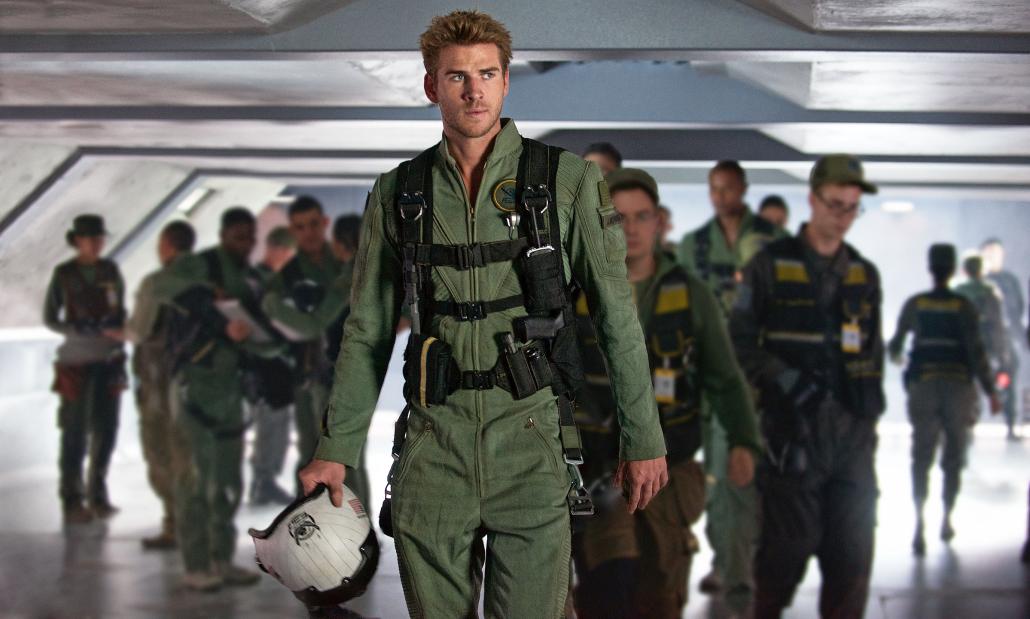 Als Kampfpilot Jake rettet Liam Hemsworth in Independence Day 2 die Menschheit vor der außerirdischen Bedrohung