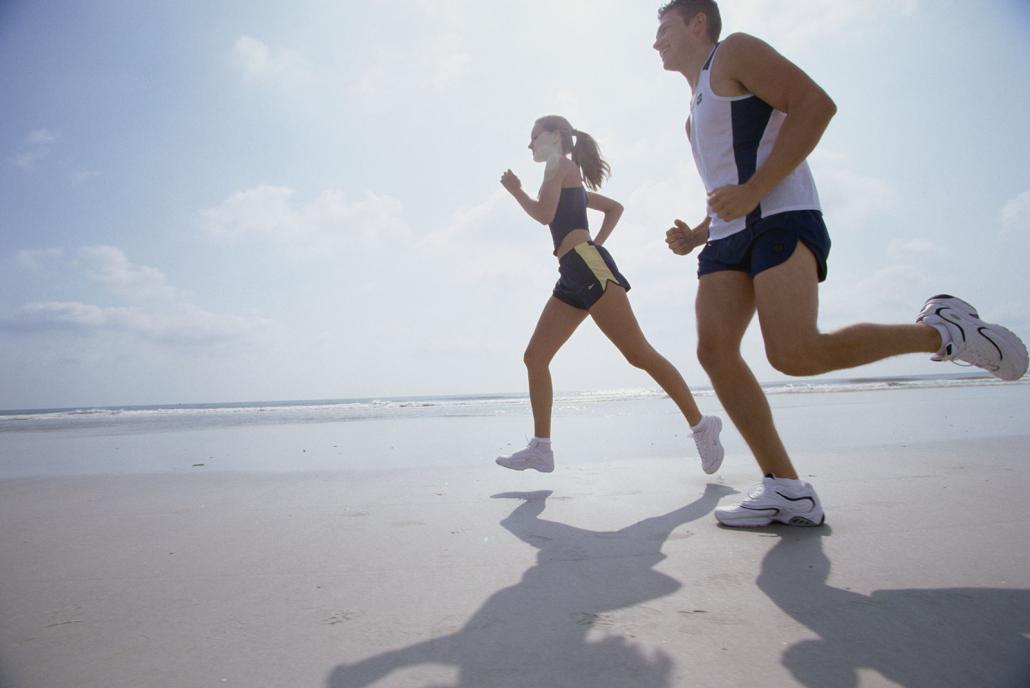 Während der Sportabzeichen-Tour in Kiel-Schilksee kann man den Ostseestrand genießen