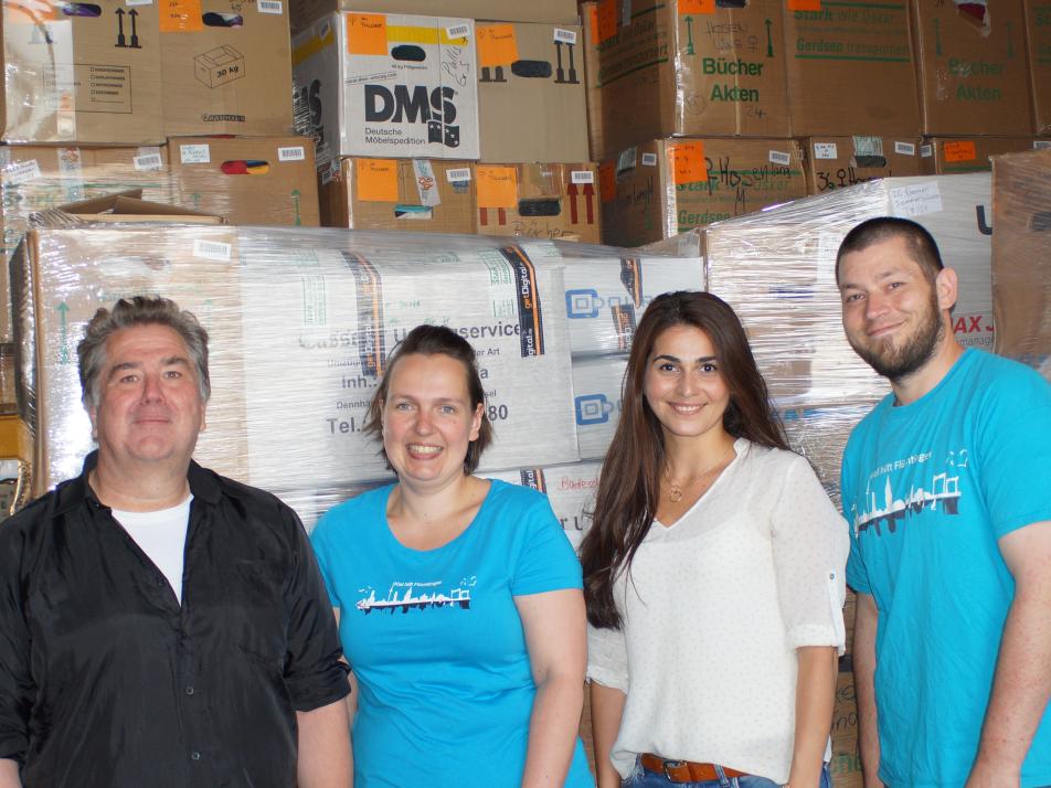 v.l.n.r.: Holger Geisler (ZYD-Pressesprecher); Claudia Friedinger (KhF); Ayla Tolan (ZYD); Manuel Friedinger (KhF)