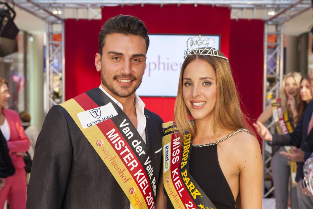 Mister und Miss Kiel laufen auch auf den Modeschauen im Sophienhof mit