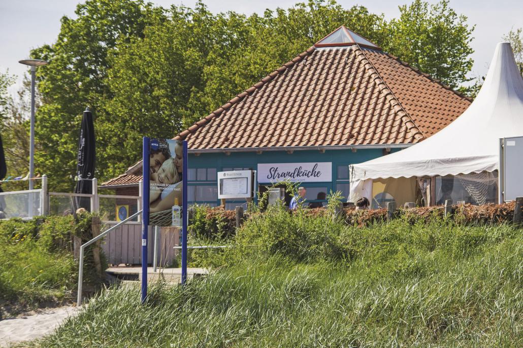 Die Strandküche in Eckernförde bietet leckeres Essen in maritimer Atmosphäre