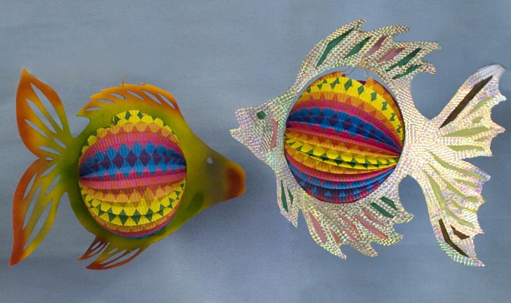 Mit selbstgebastelten Regenbogenfisch-Laternen werden die Kinder am 11. November durch Kiel-Dietrichsdorf ziehen.