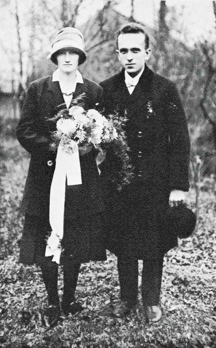 Dieses Hochzeitsfoto aus dem Jahr 1927 ist von Josef und Sophie Wagner