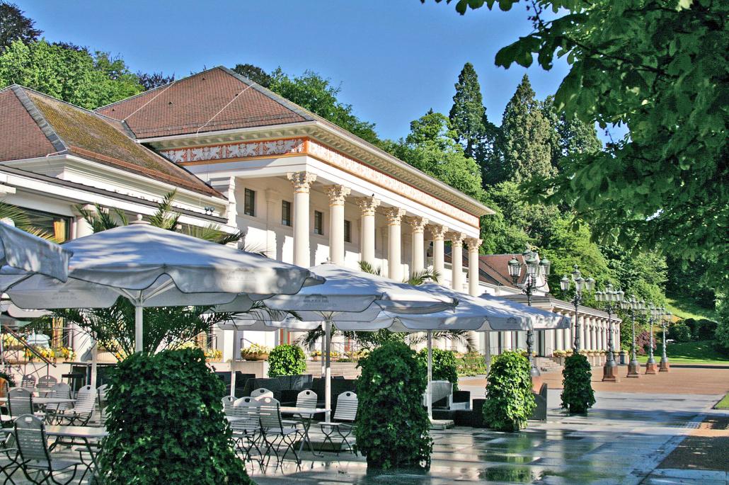 Das Schmerz-Therapie-Zentrum Baden-Baden scheint ein guter Ort zum Erholen und Gesundwerden