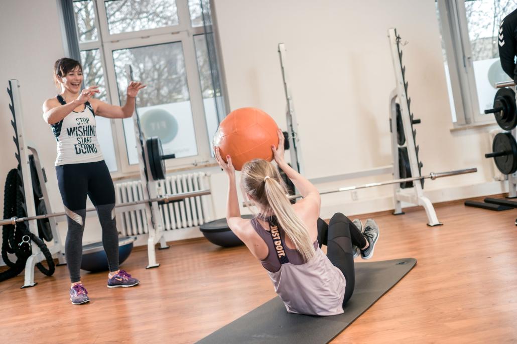 Gesundheits- und Fitnessexperte Lasse Bork empfiehlt ganzheitliches Funktionelles Training