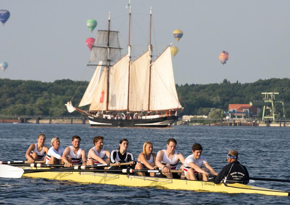 Beim Stadtachterrennen der Kieler Rudervereine wird um die Kieler Ruderkrone gekämpft