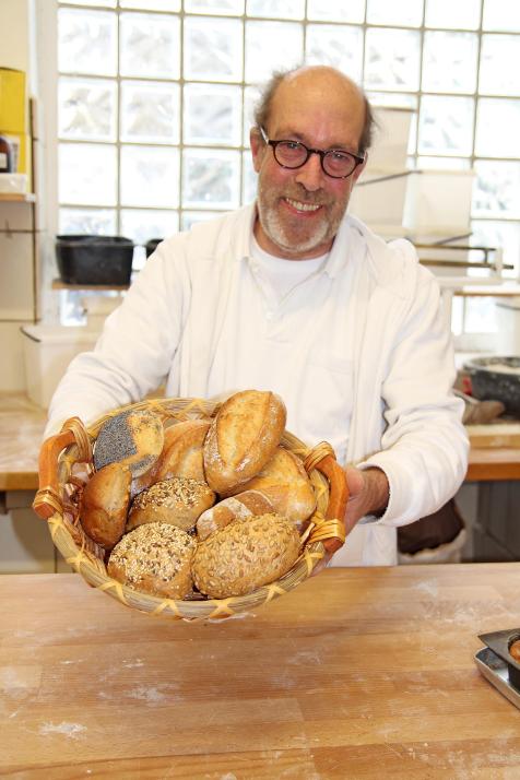 Kai Lyck, Inhaber der Bäckerei Lyck, unterstützt das Sozialprojekt „Wohnen für Hilfe"