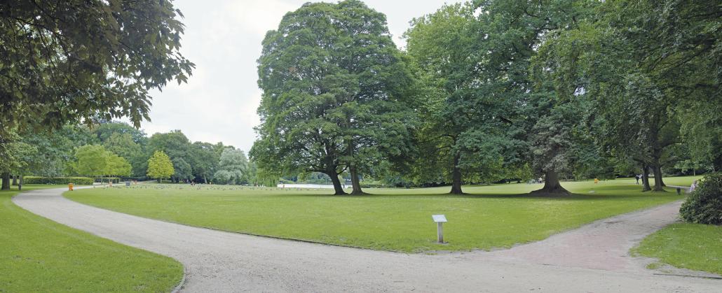 Im Schrevenpark lässt es sich wunderbar grillen, Musik hören oder Boule spielen – ein Treffpunkt für viele Kieler