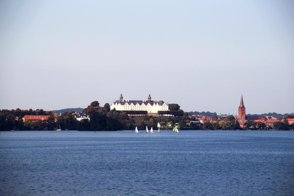 Die gemütliche Stadt Plön ist ein schöner Ausgangspunkt für die Erkundung der Umgebung rund um den großen Plöner See