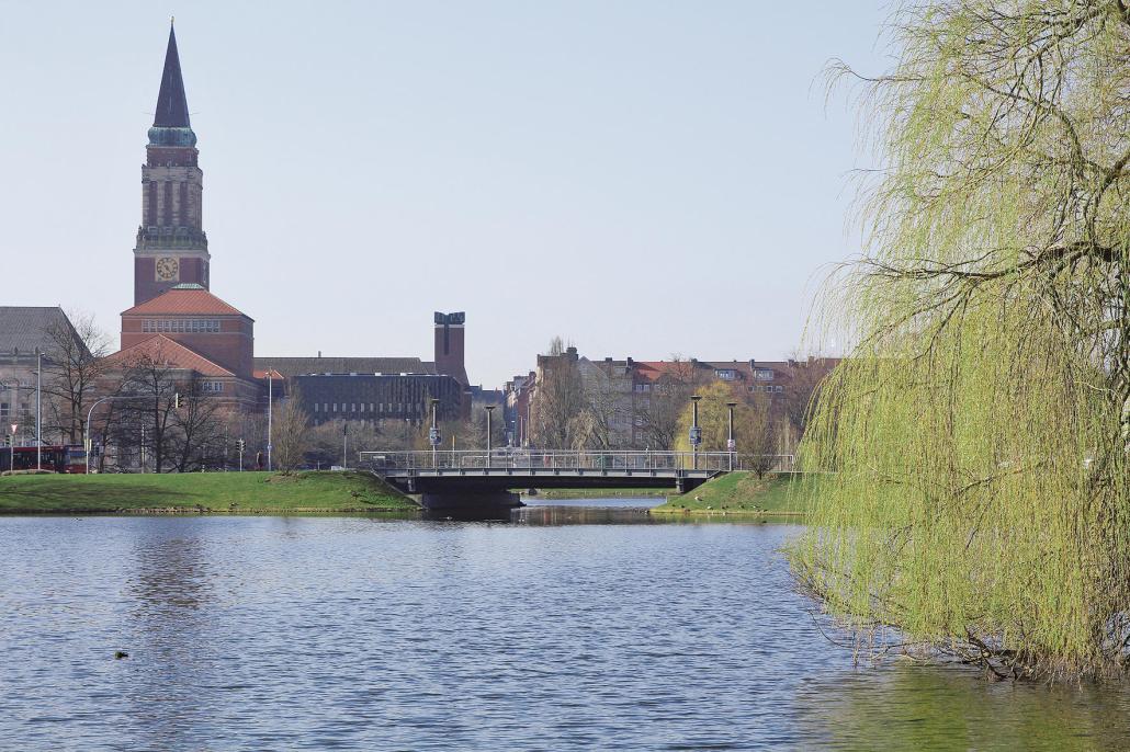 Der Hiroshimapark ist perfekt für eine kleine Auszeit vom Trubel der Shopping-Straßen