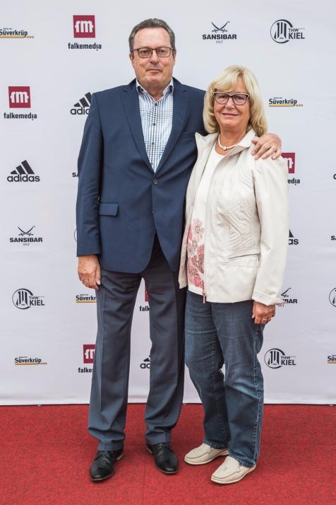 Rolf Körting, ehemaliger Hallensprecher des THW, und seine Frau Helga