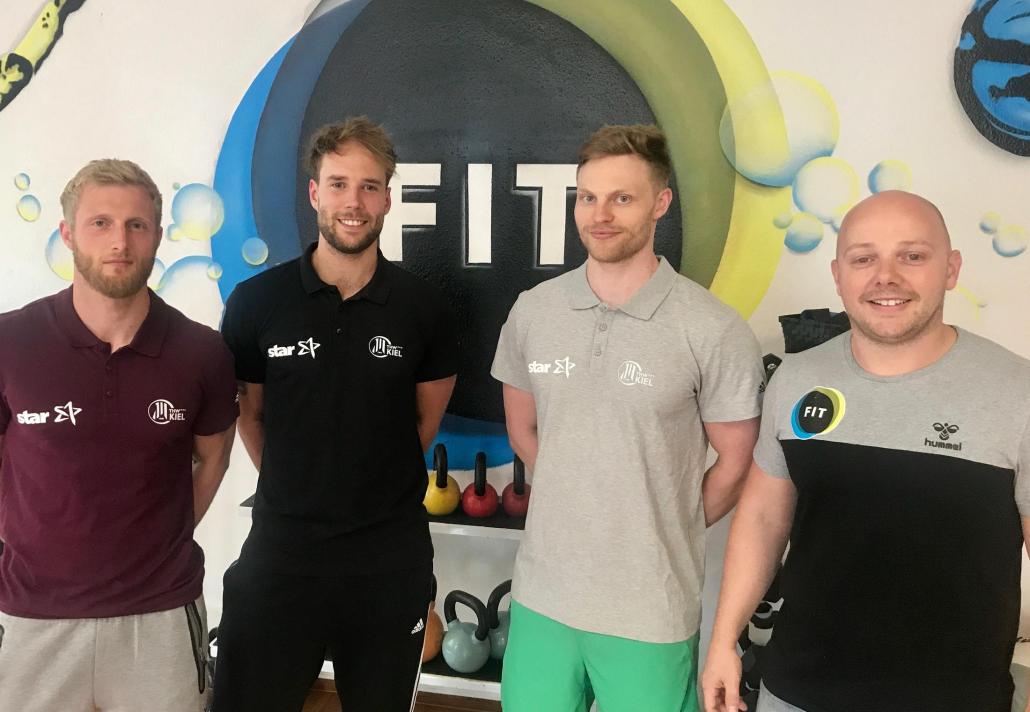 Sie kümmern sich um die Fitness der THW-Stars: Simon Sartisohn, Lasse Bork, Tobias Jacobsen und Malte Gertenbach (v. li.)