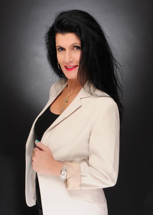 Fariba Heil ist EMDR-Hypnose-Coach